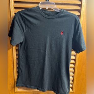 Polo youth large black tee